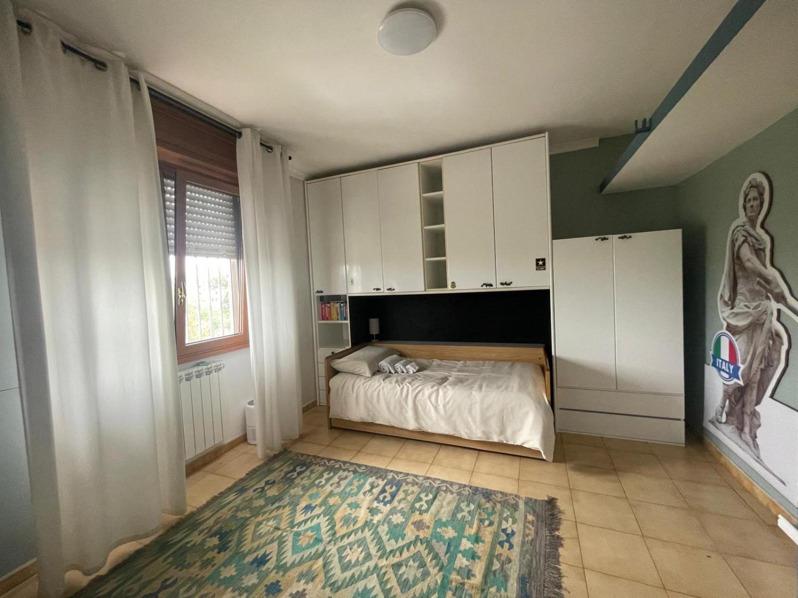 Intero Appartamento Con Giardino E Parcheggio Рим Екстериор снимка