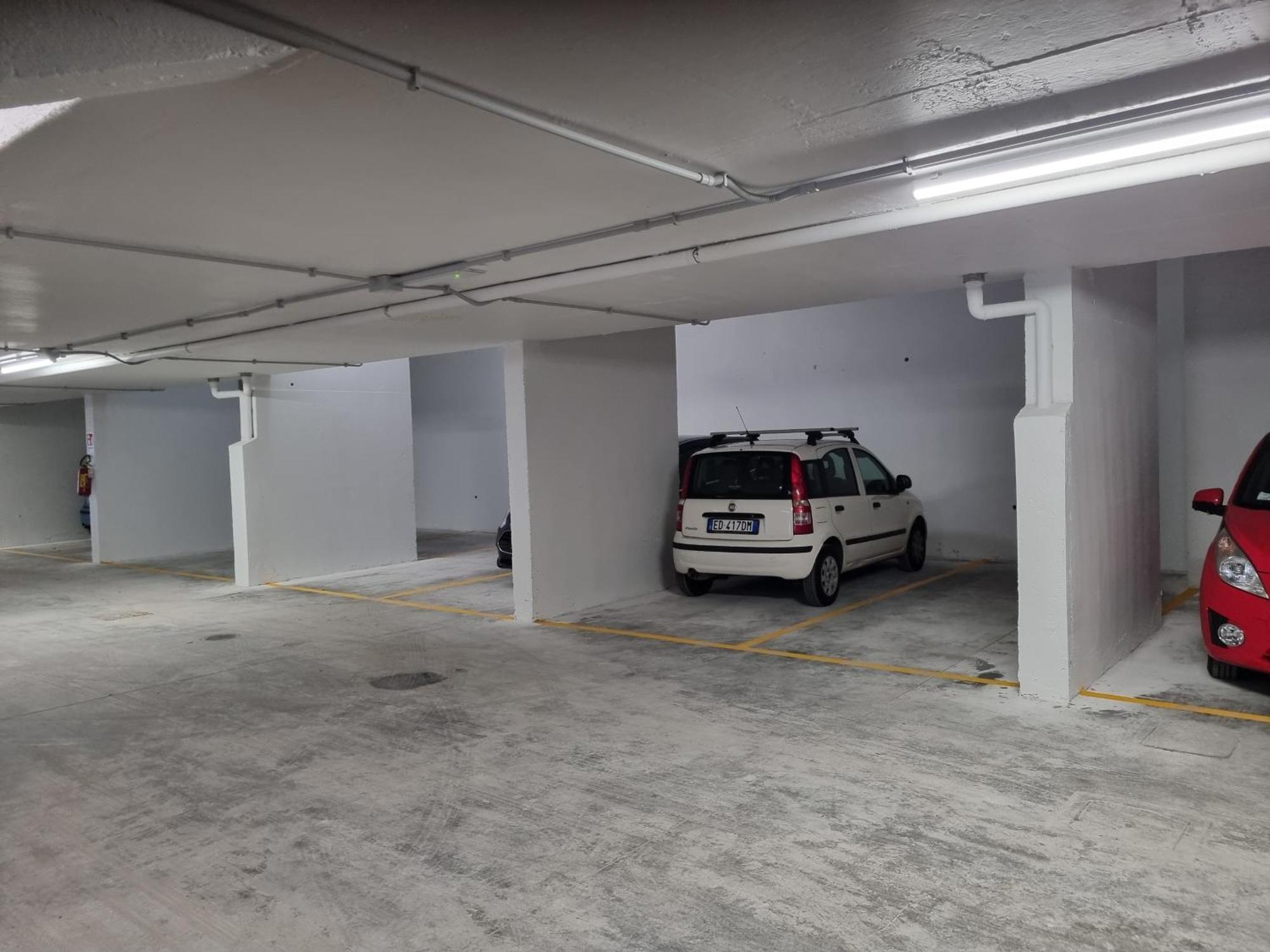 Intero Appartamento Con Giardino E Parcheggio Рим Екстериор снимка